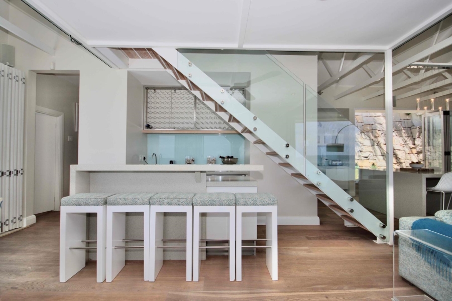 4 Bedroom Property for Sale in Clifton Western Cape